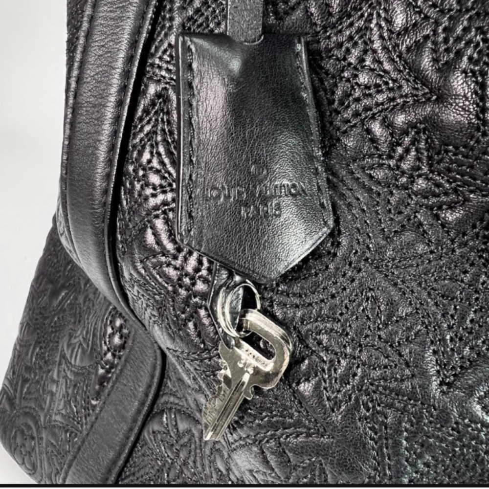 Authentic Pre-Loved Louis Vuitton Leather
Antheia Ixia GM Lambskin Monogram Bag - Picture 3 of 8